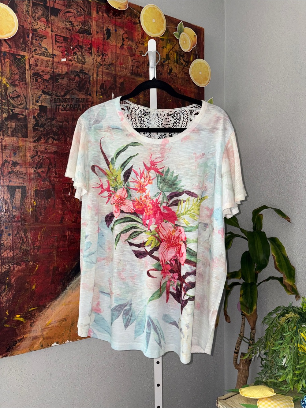 3X Floral Lace-Back Short Sleeve Top - White with Pink Floral